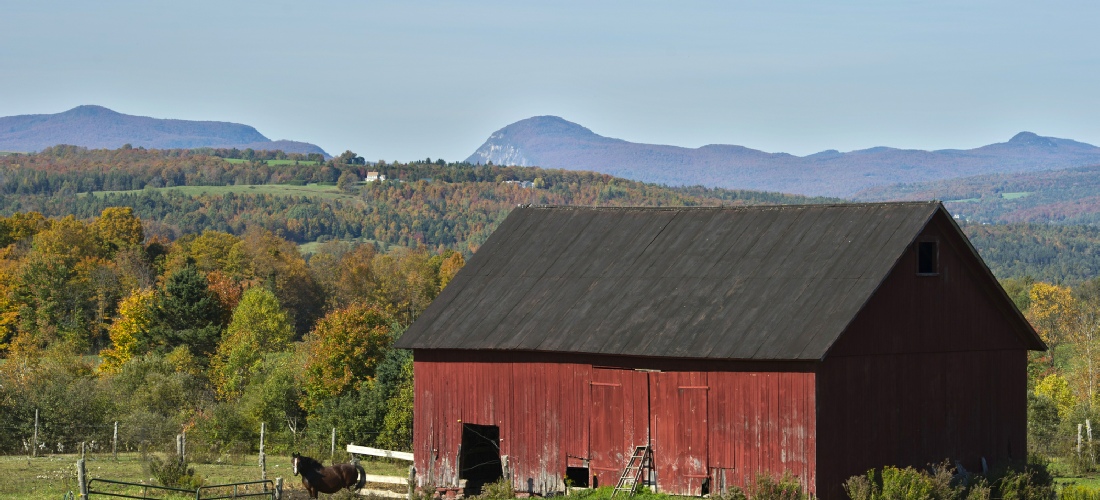 Discover Vermont's beautiful cities, towns and beautiful landscapes.  Vermont is also called the green state due to its lush forests and rolling hills.  See America - See Vermont!