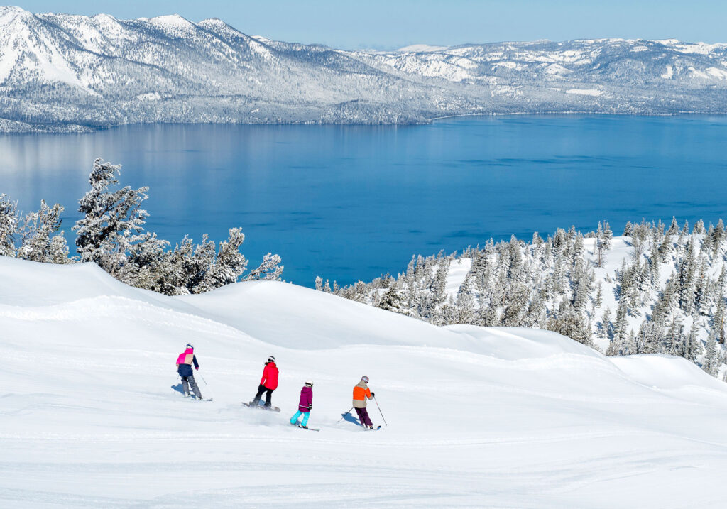 Scenic snowboarding in Lake Tahoe, California.
Credit: Rachid Dahnoun
