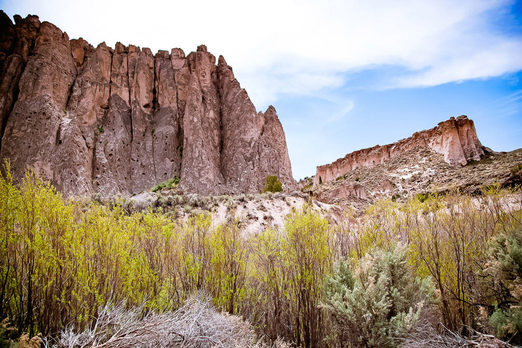 The striking canyon walls of Echo Canyon State Park