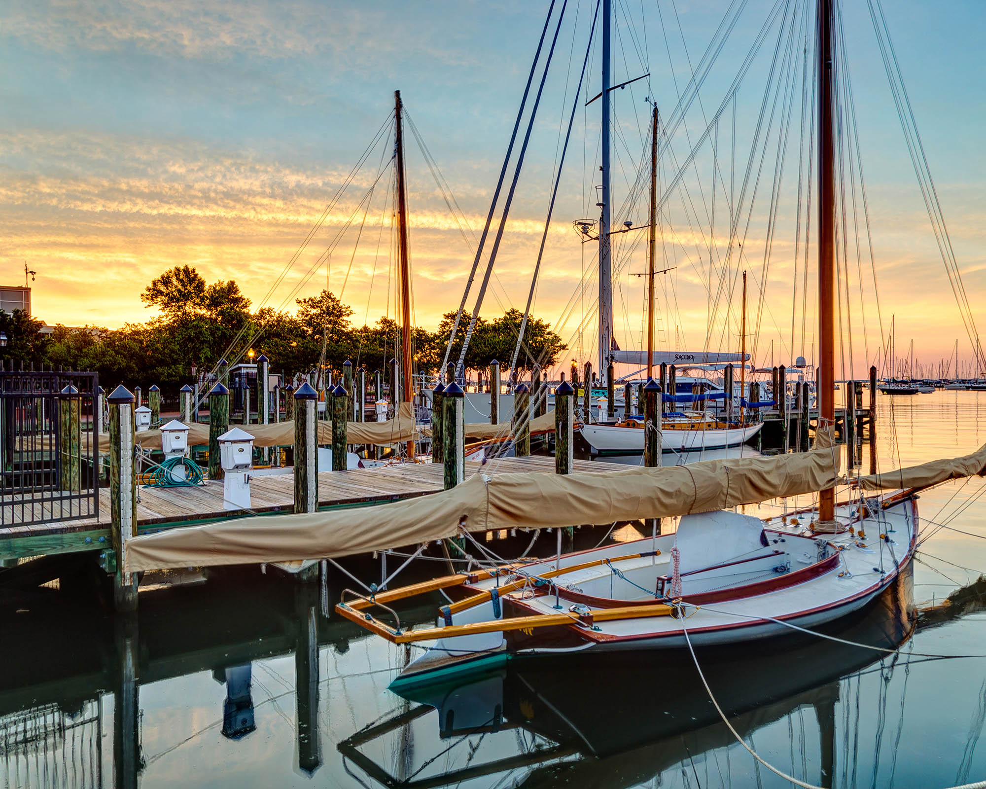 Sunrise over the harbor in Annapolis, Maryland; Credit: Bob Peterson