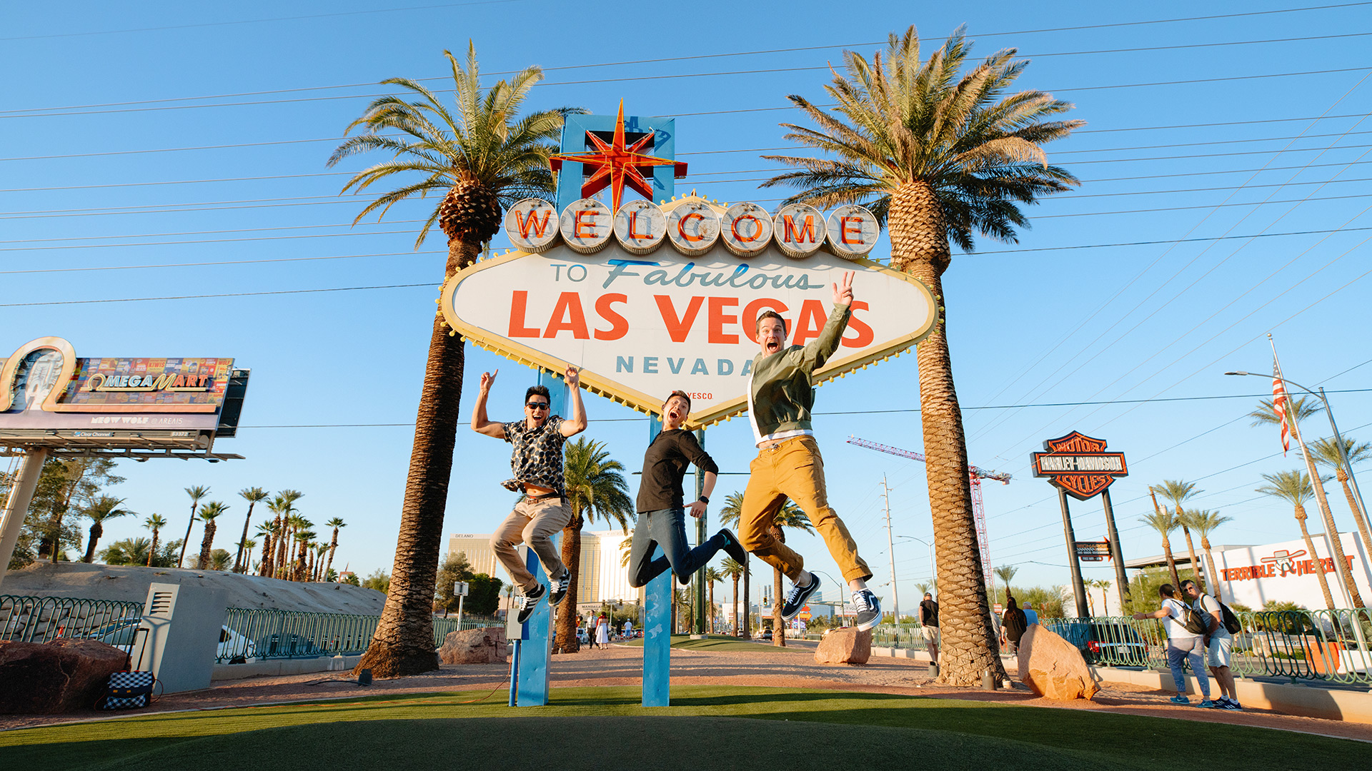 Posing with the Las Vegas, Nevada, welcome sign