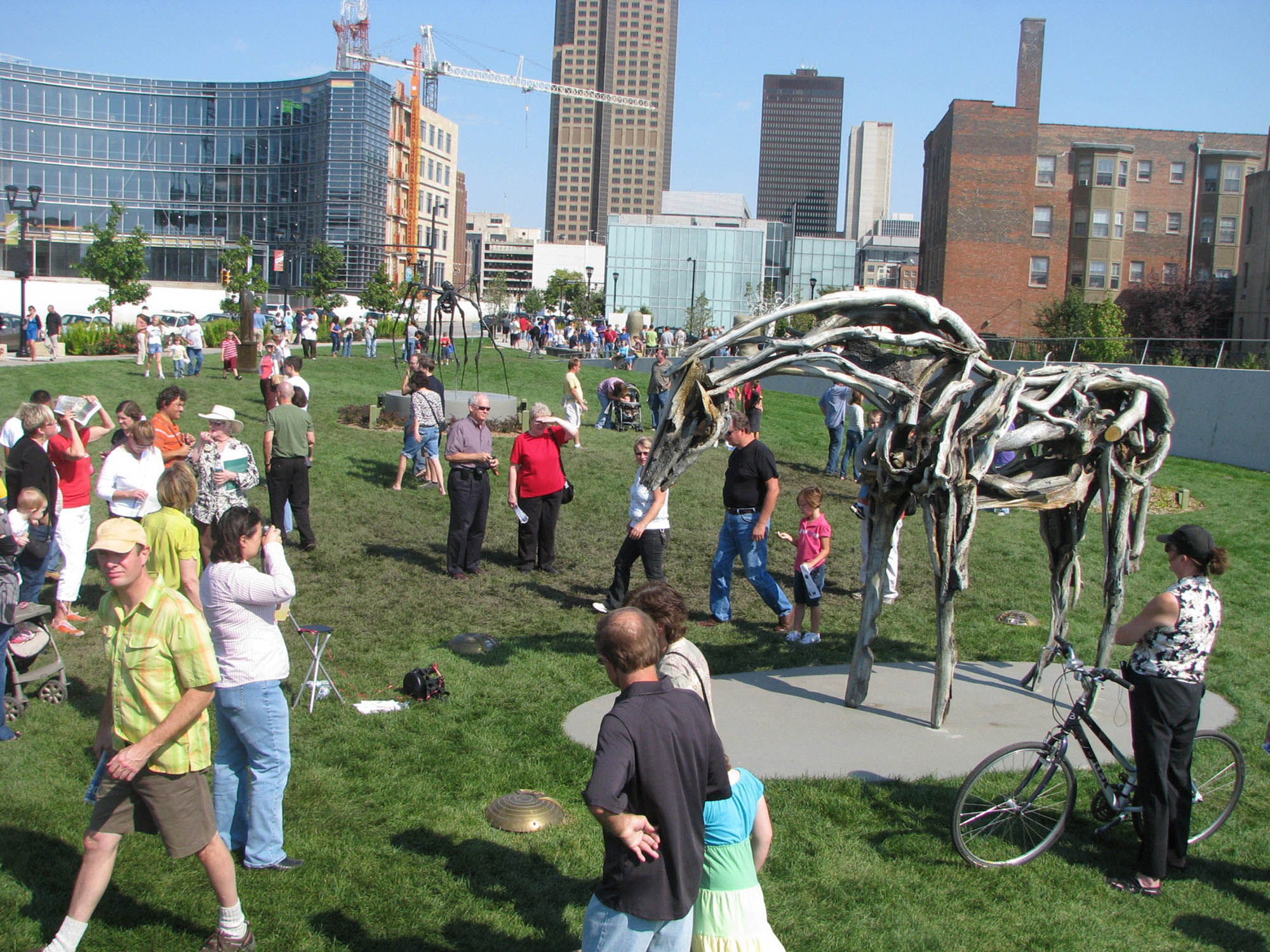 Visiting the Pappajohn Sculpture Garden in Des Moines, Iowa
