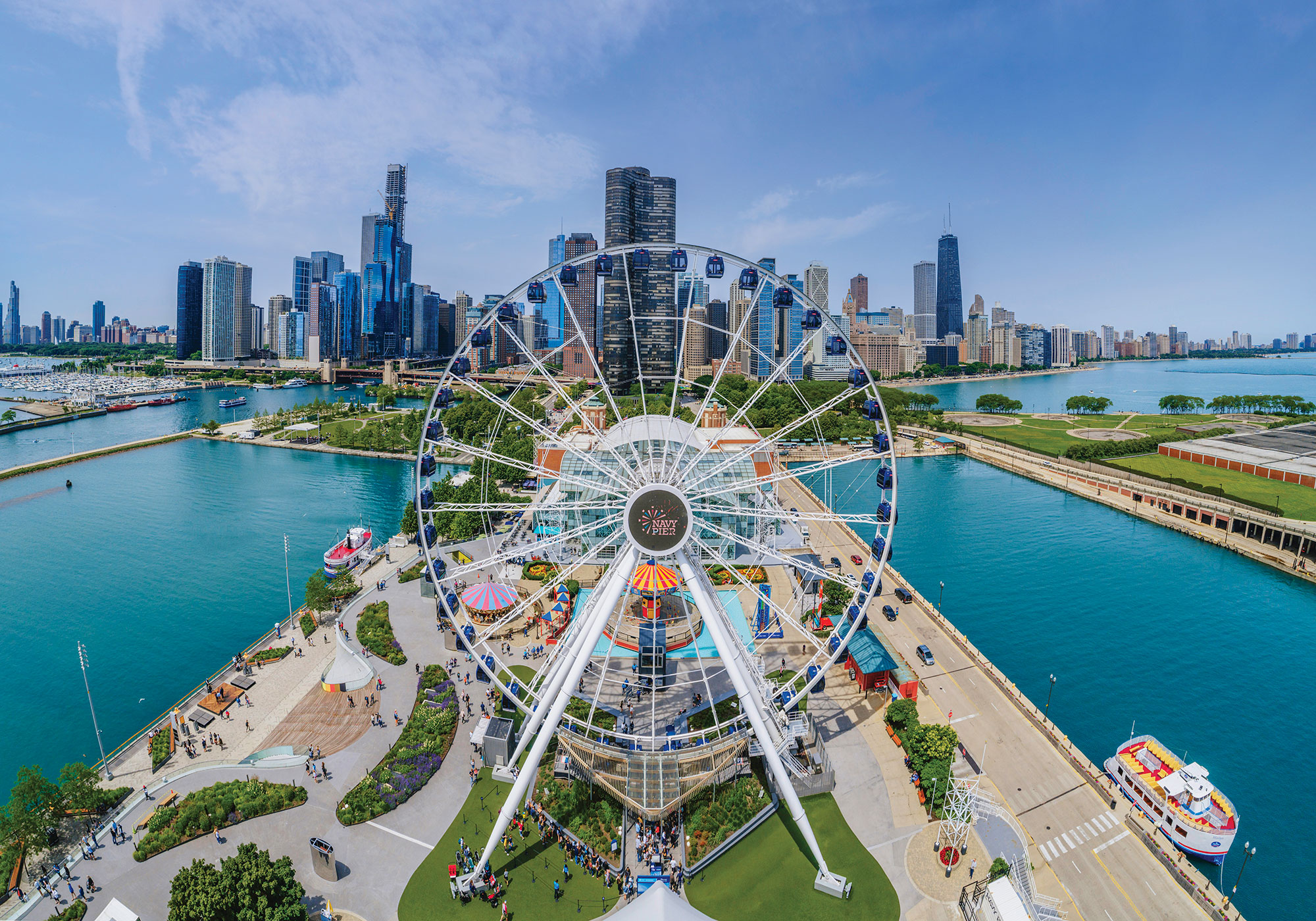 Navy Pier in Chicago, Illinois; Credit: Illinois Office of Tourism
