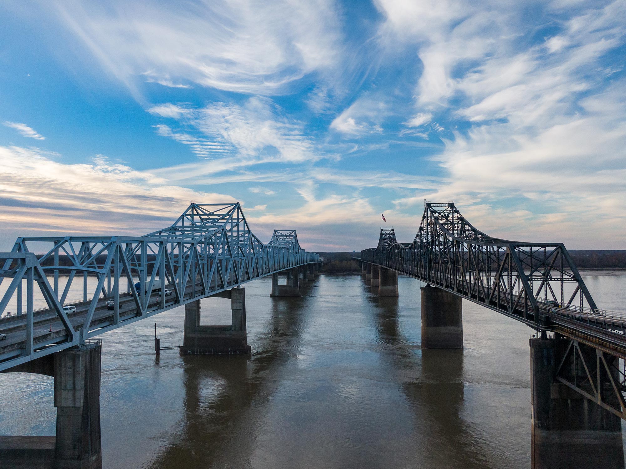 Bridges over the Mississippi River in Vicksburg, Mississippi