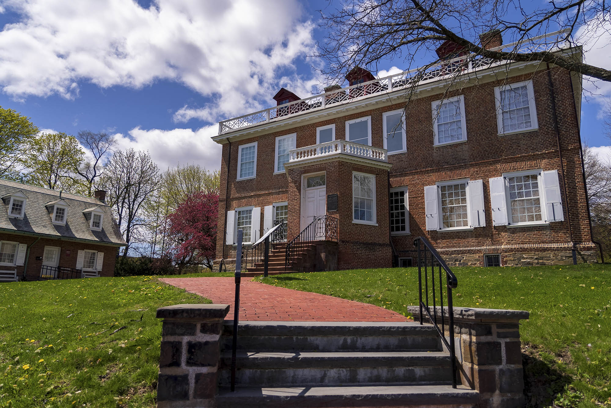 Buildings and grounds at Schuyler Mansion State Historic Site in Albany, New York; Credit: Discover Albany
