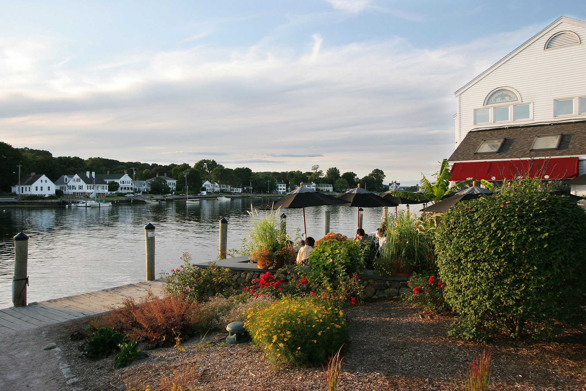 Outdoor dining along the Mystic River in Mystic, Connecticut 
