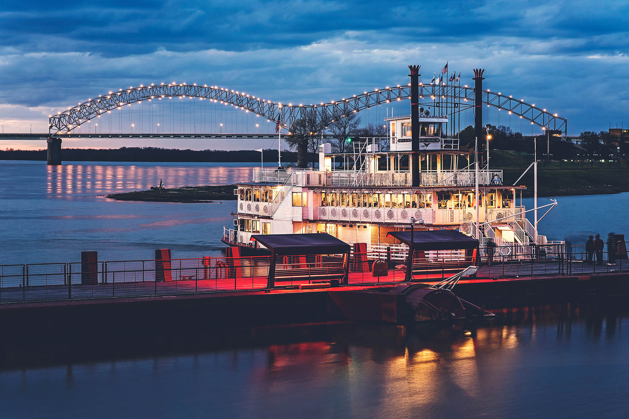 Memphis Riverboat on the Mississippi River in Memphis, Tennessee; Credit: Phillip Van Zandt
