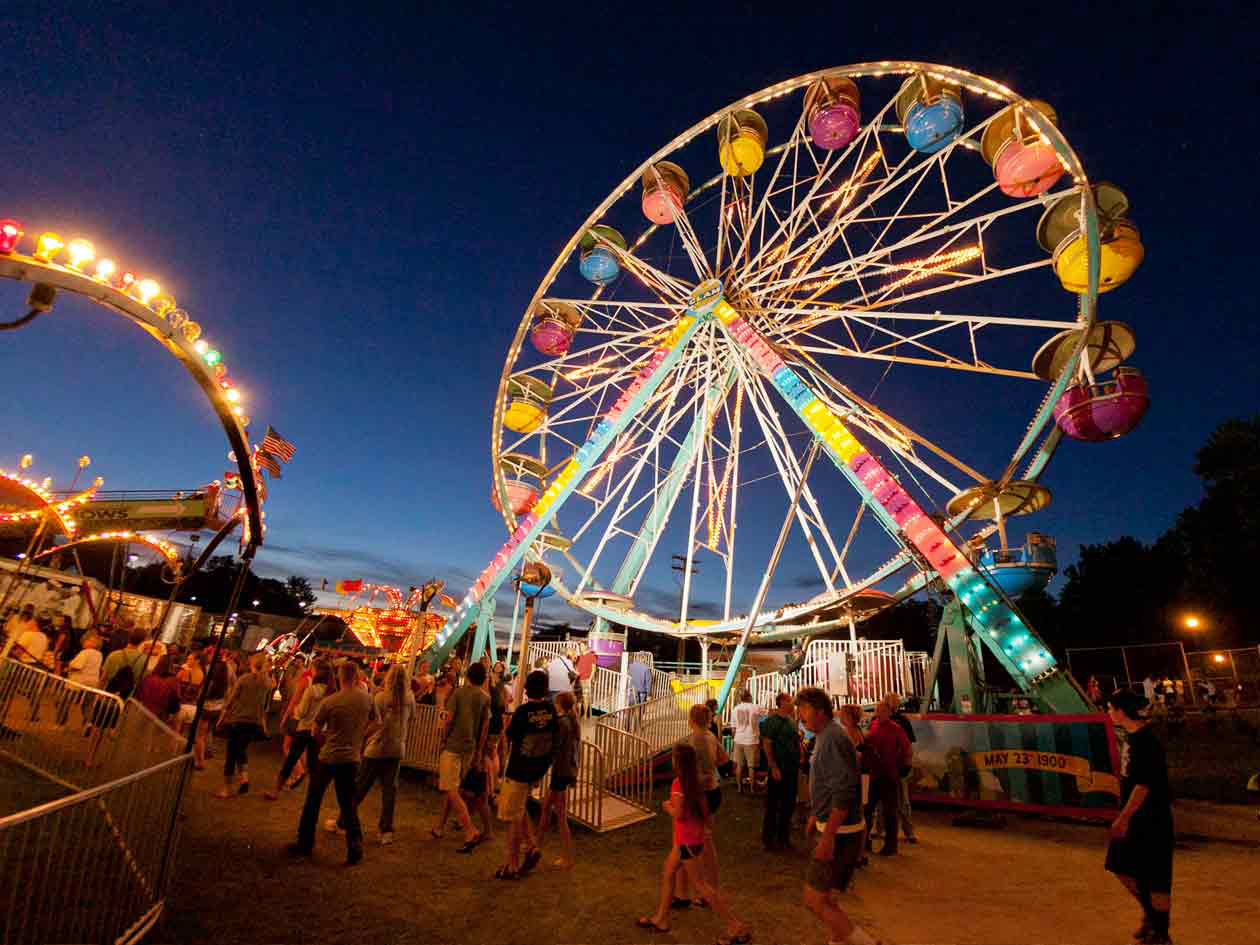 A Ferris wheel at Silverado Days in Buena Park, California