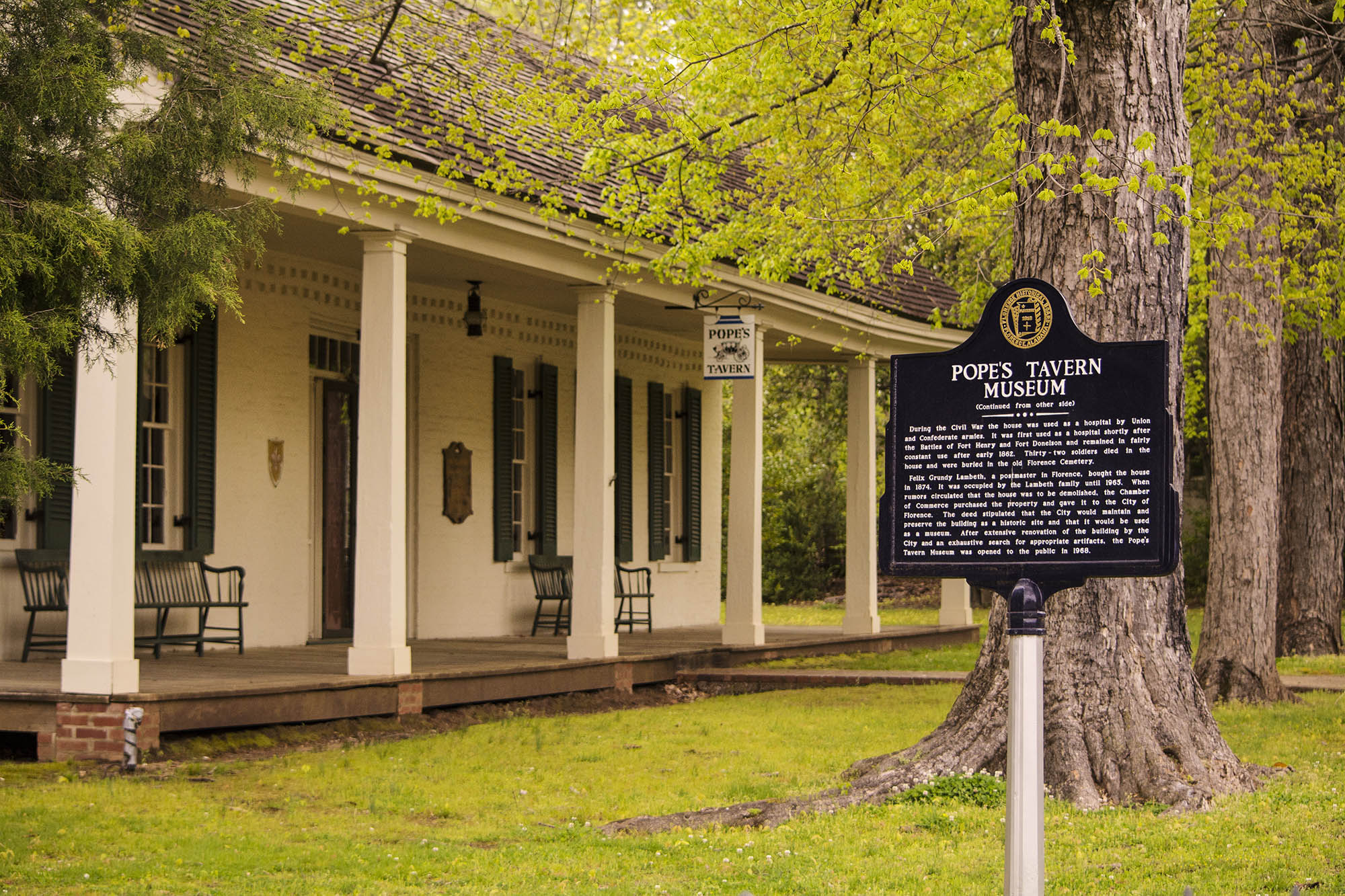 Exterior of Pope’s Tavern Museum in Florence, Alabama
