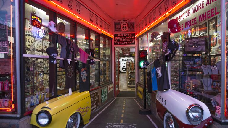 Shopping for Route 66 souvenirs in Williams; Credit: Xanterra Travel Collection
