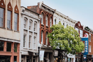 Charming storefronts in downtown Franklin, Tennessee