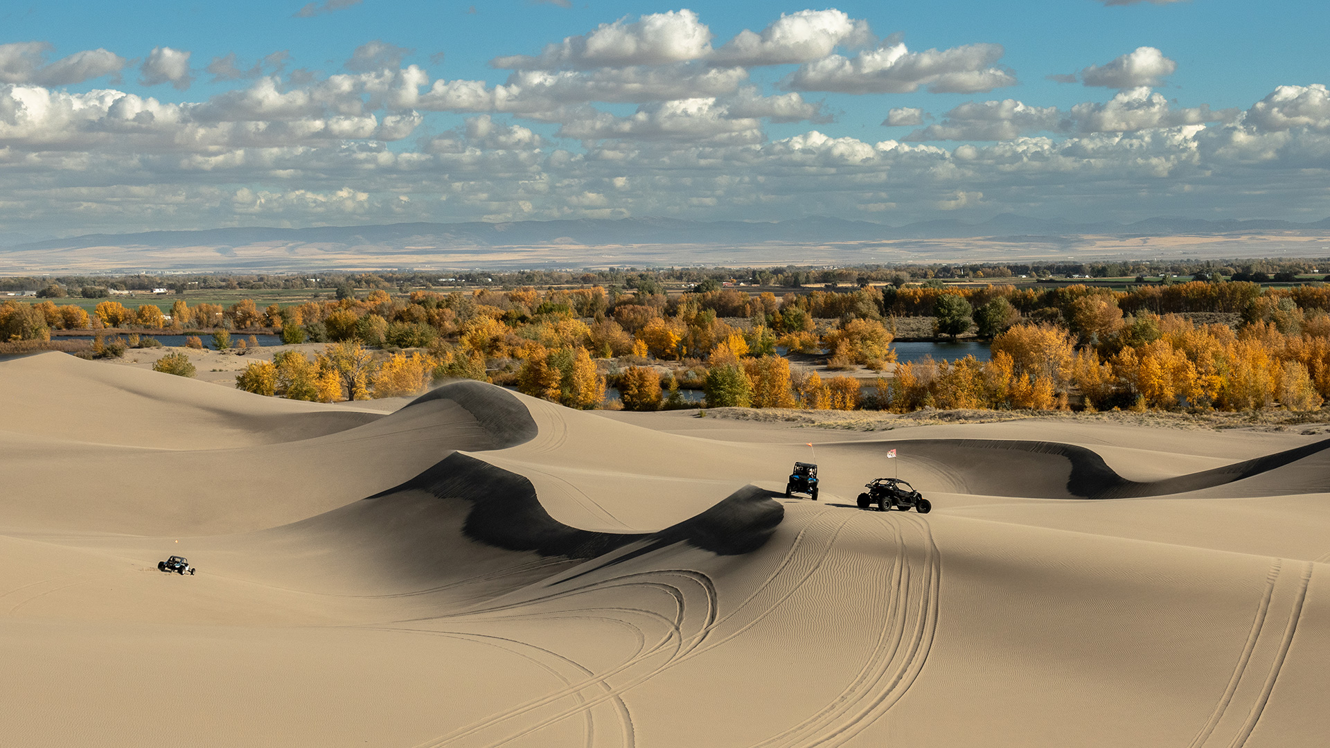Dune buggy tour of St. Anthony Sand Dunes in Idaho