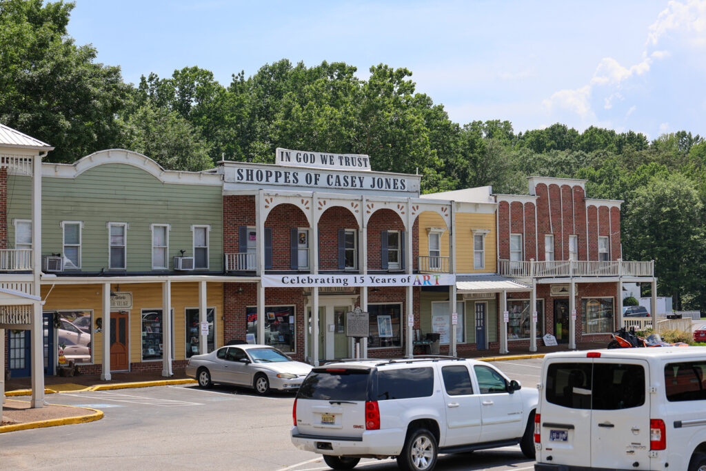 Casey Jones Village in Jackson, Tennessee; Credit: Michael Castellon/Tennessee Tourism
