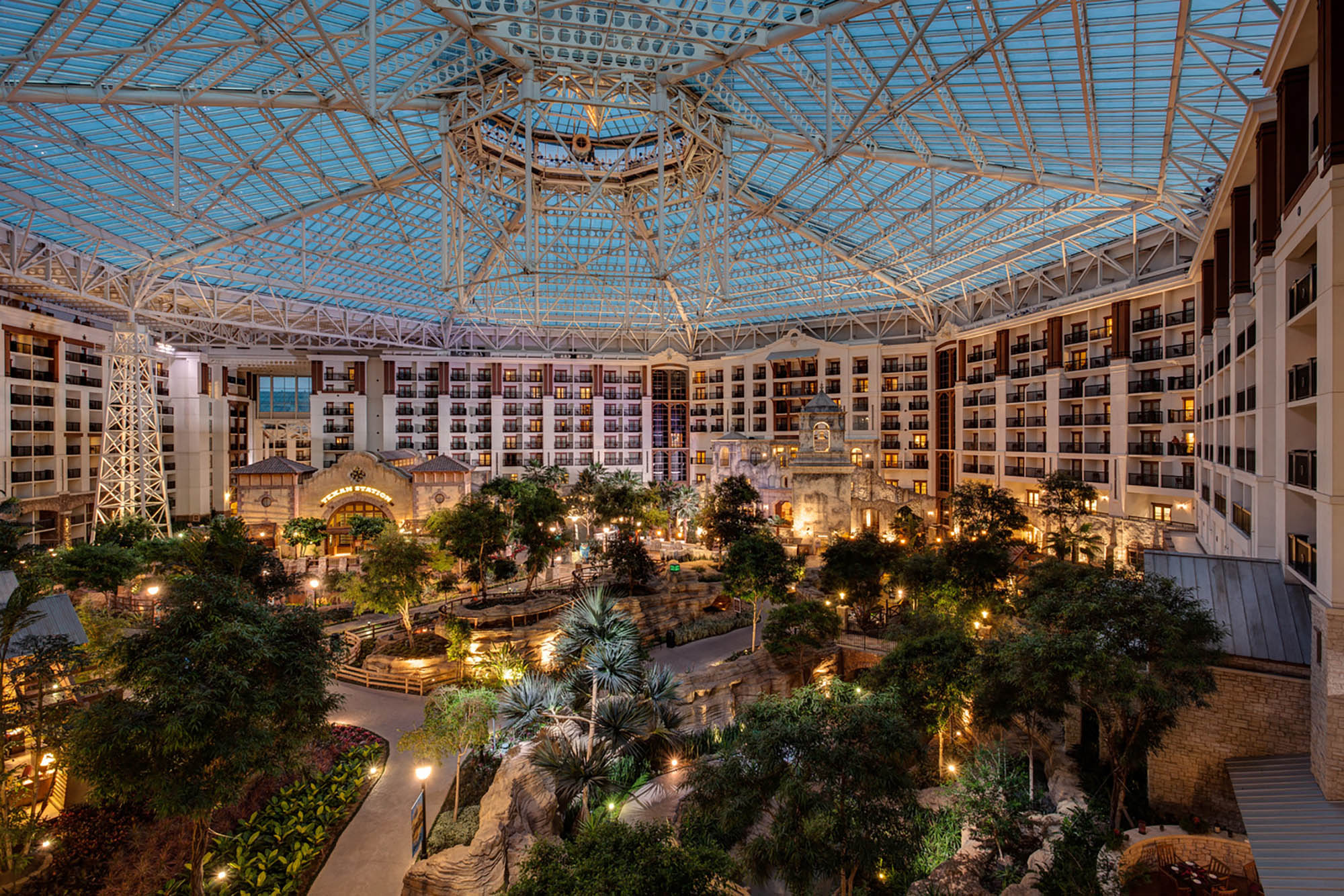 The glass atrium at the Gaylord Texan Resort & Convention Center in Grapevine, Texas; Credit: Grapevine CVB